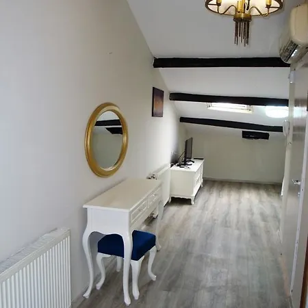 Carme 2 Aparthotel 3*